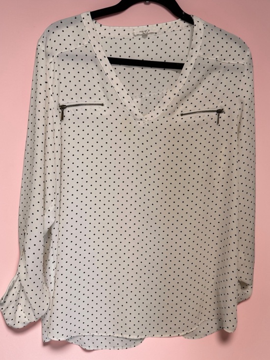 Maurices Tops - Maurices White V-Neck Polka Dot Blouse with Zip Pockets